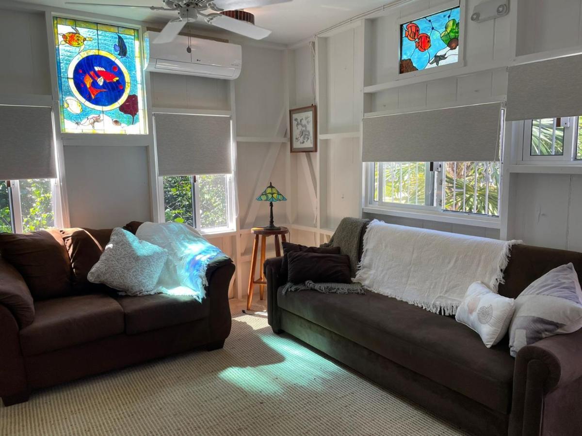Hummingbirds Cabins Caye Caulker Εξωτερικό φωτογραφία