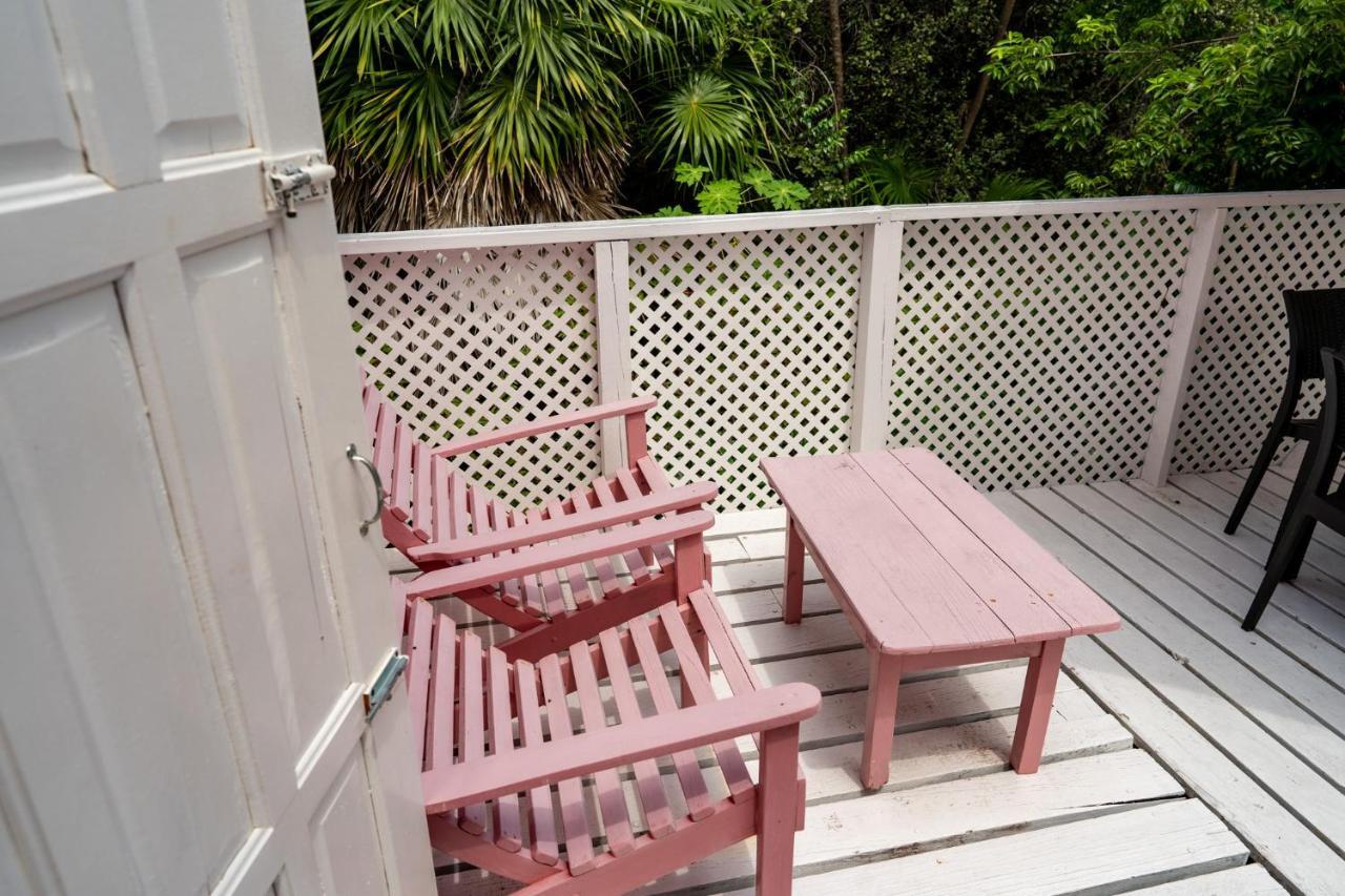 Hummingbirds Cabins Caye Caulker Εξωτερικό φωτογραφία