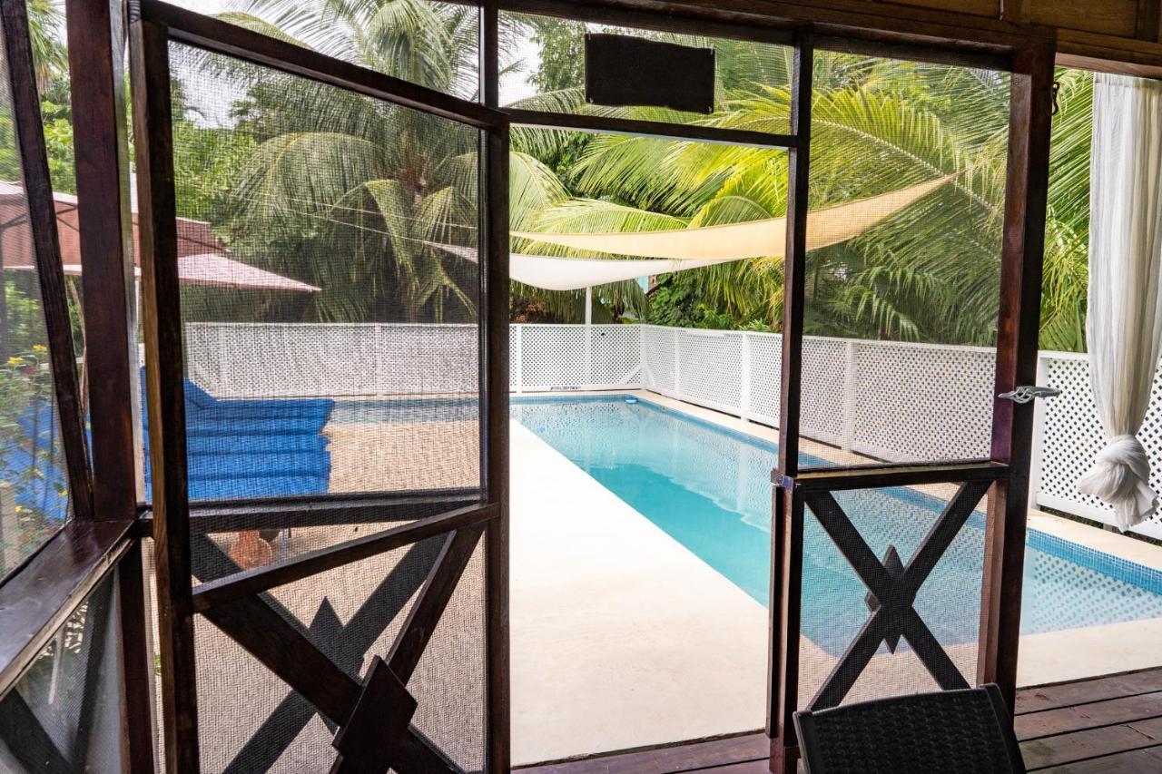Hummingbirds Cabins Caye Caulker Εξωτερικό φωτογραφία
