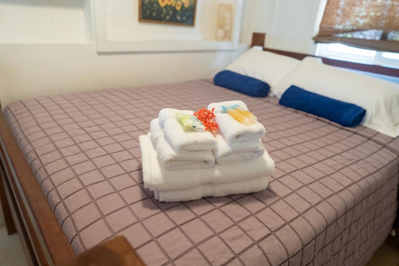 Hummingbirds Cabins Caye Caulker Εξωτερικό φωτογραφία