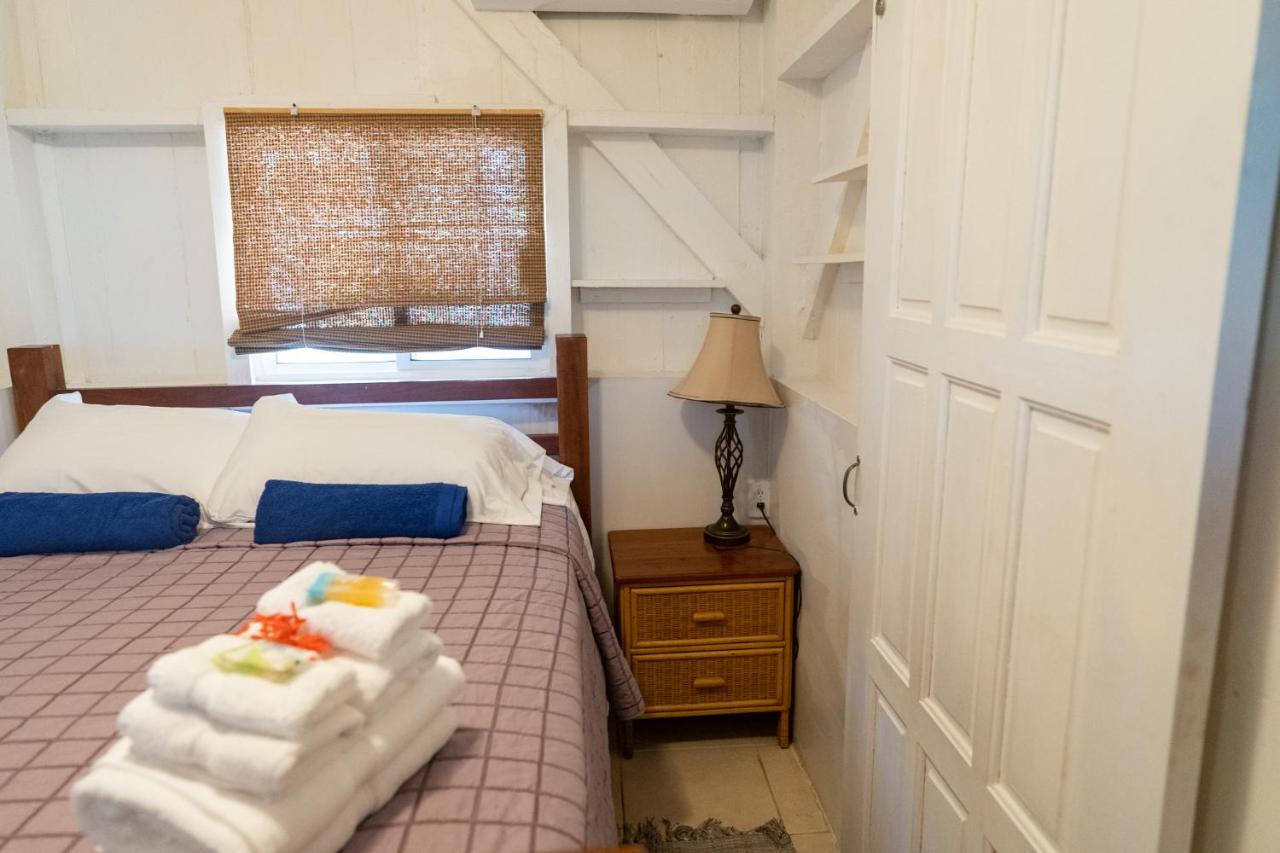 Hummingbirds Cabins Caye Caulker Εξωτερικό φωτογραφία